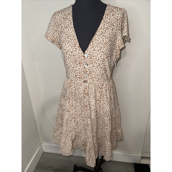 Petal+pump Floral Ruffled Midi Dress Size 8 V-neck Button Front Sleeve Less‎ - Picture 2 of 11